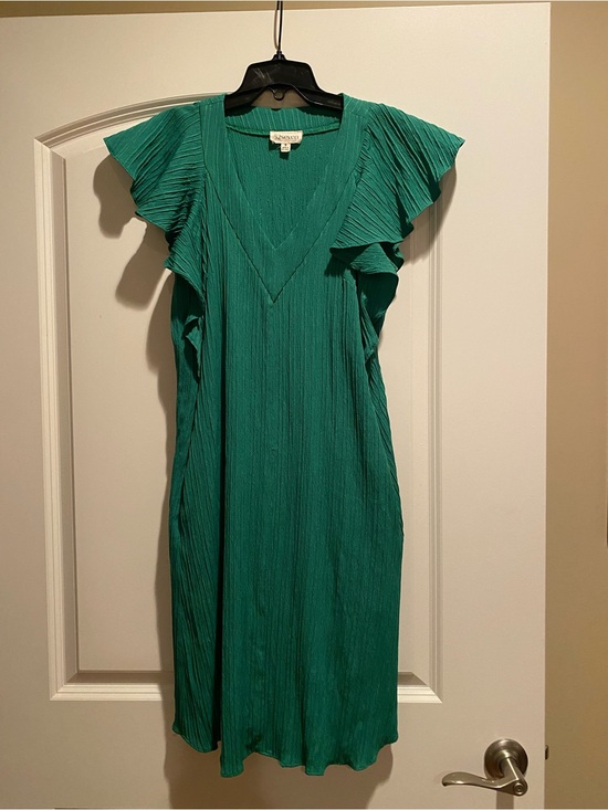 Seven7 Dresses & Skirts - Seven7 Teal V-Neck Flutter Sleeve Midi Dress
